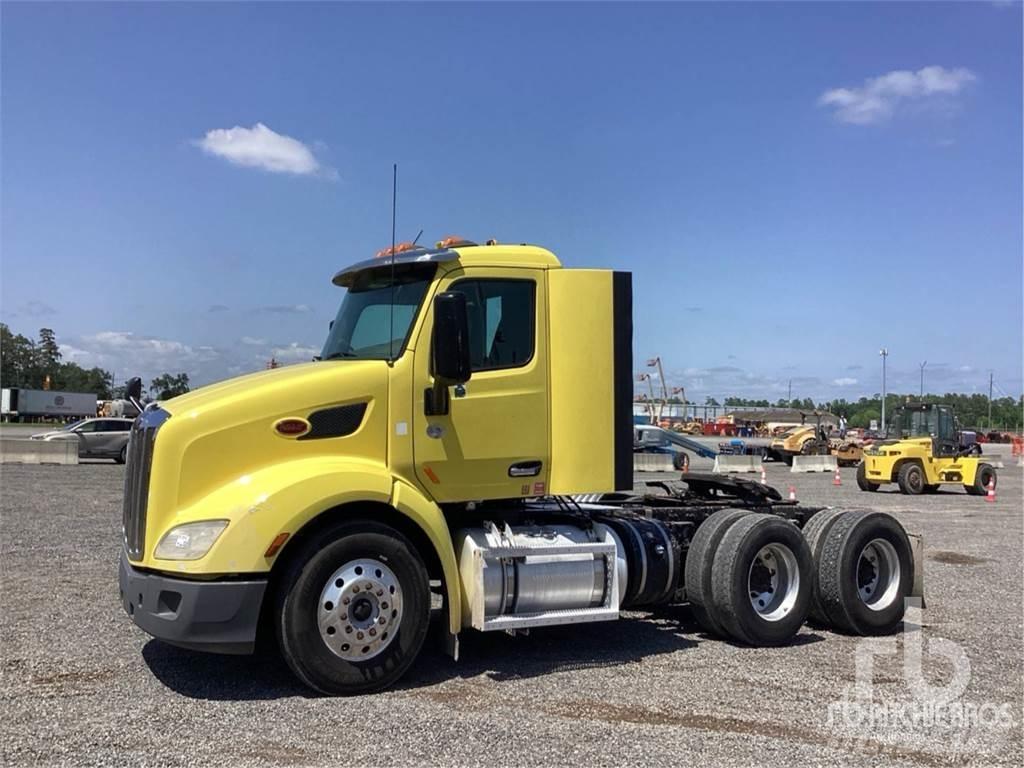 Peterbilt 579 牵引车