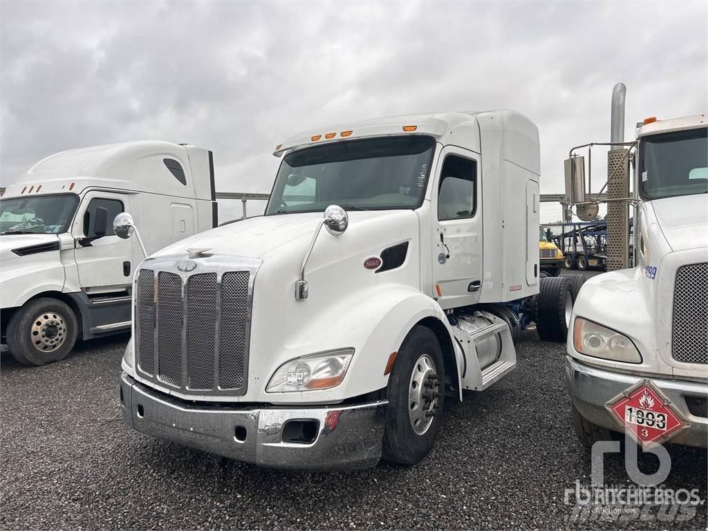 Peterbilt 579 牵引车