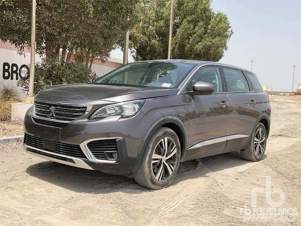 Peugeot 5008 汽车