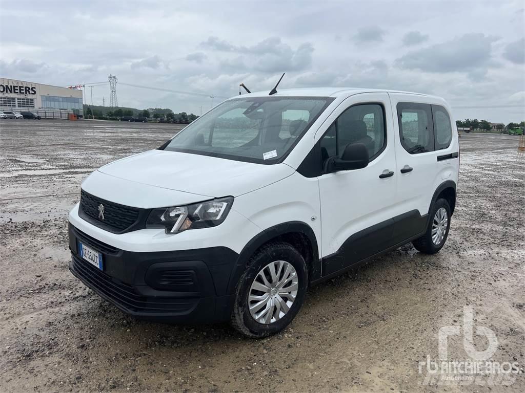 Peugeot RIFTER 汽车