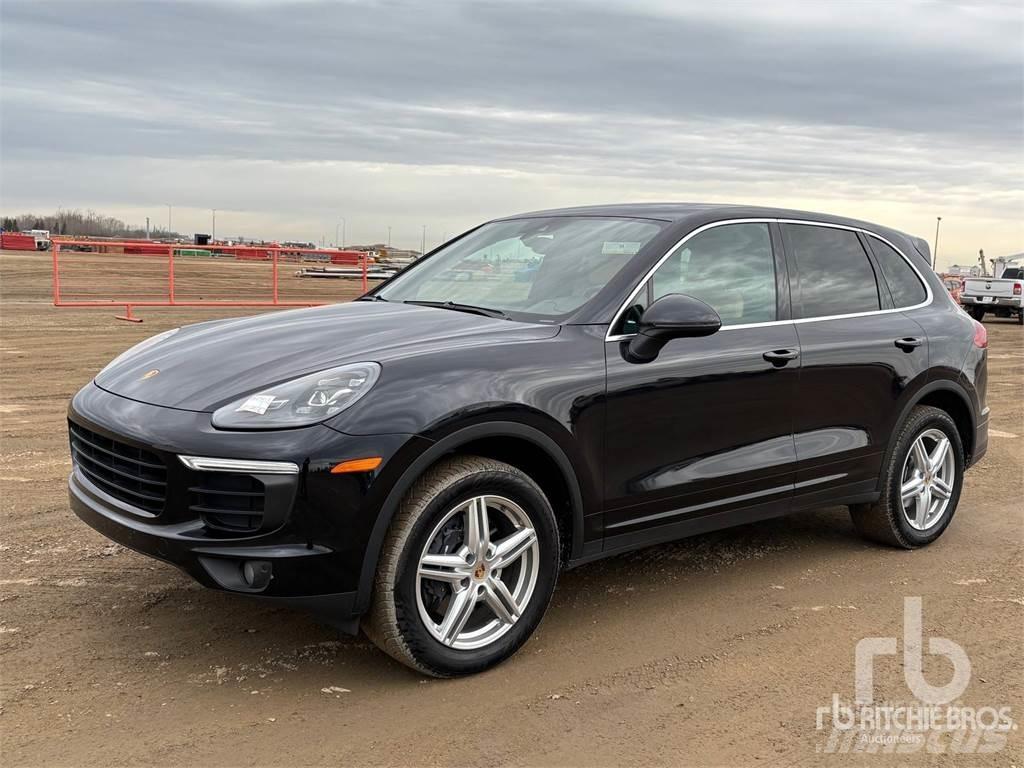 Porsche CAYENNE 皮卡车
