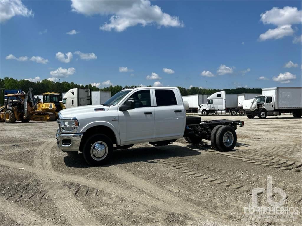 RAM 3500 平板车