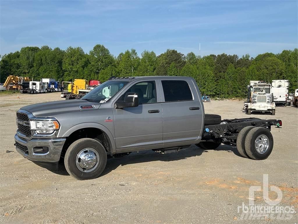 RAM 3500 平板车