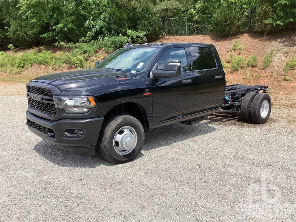 RAM 3500 平板车