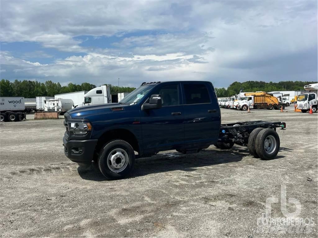 RAM 3500 平板车