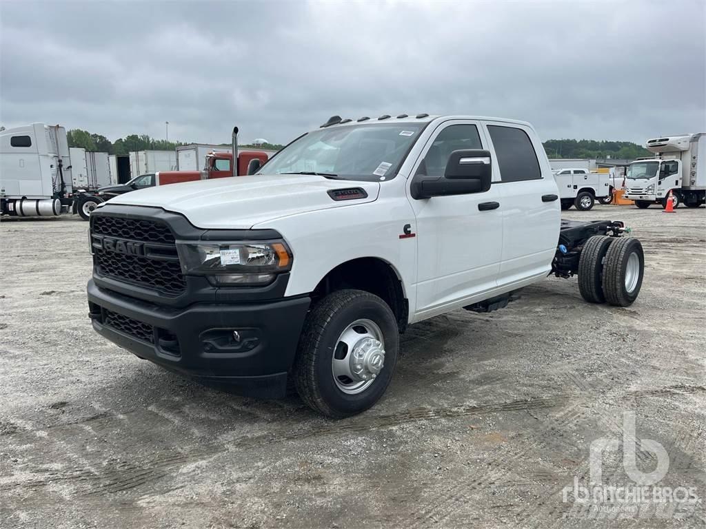 RAM 3500 平板车