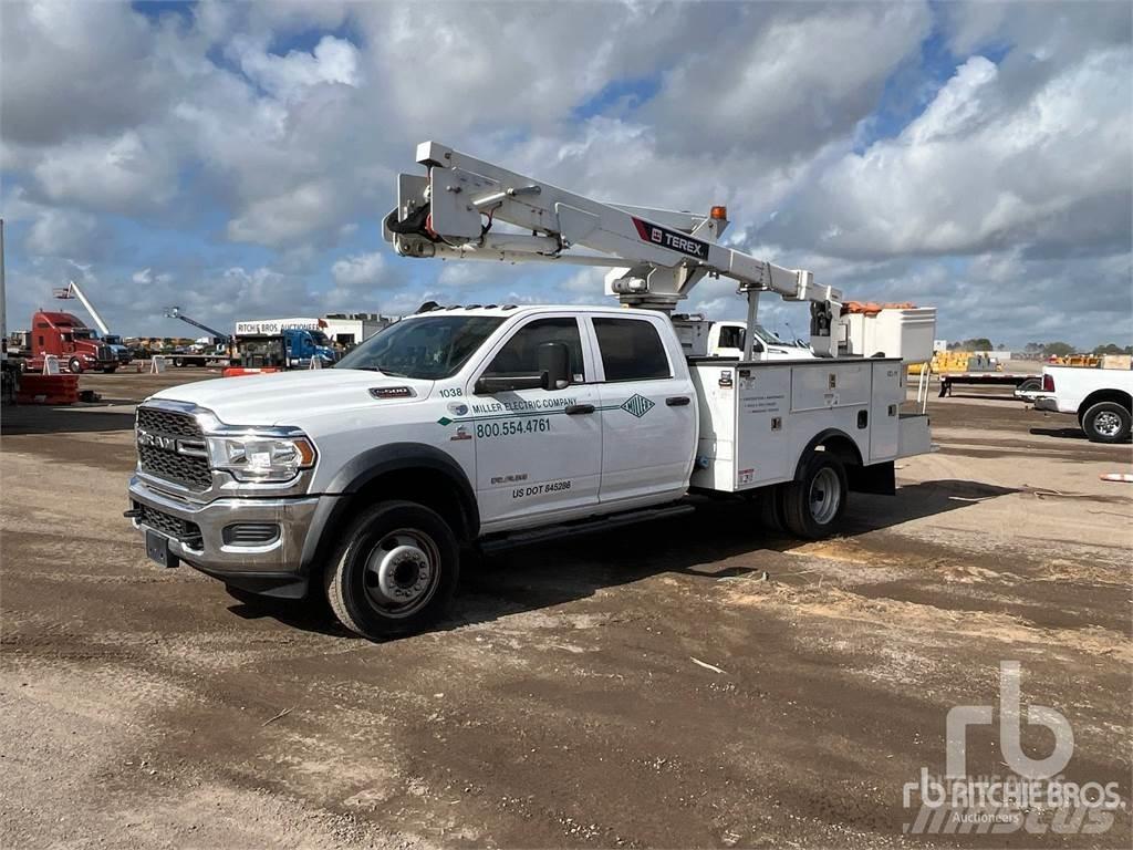 RAM 5500 拖拉移动式高空作业平台