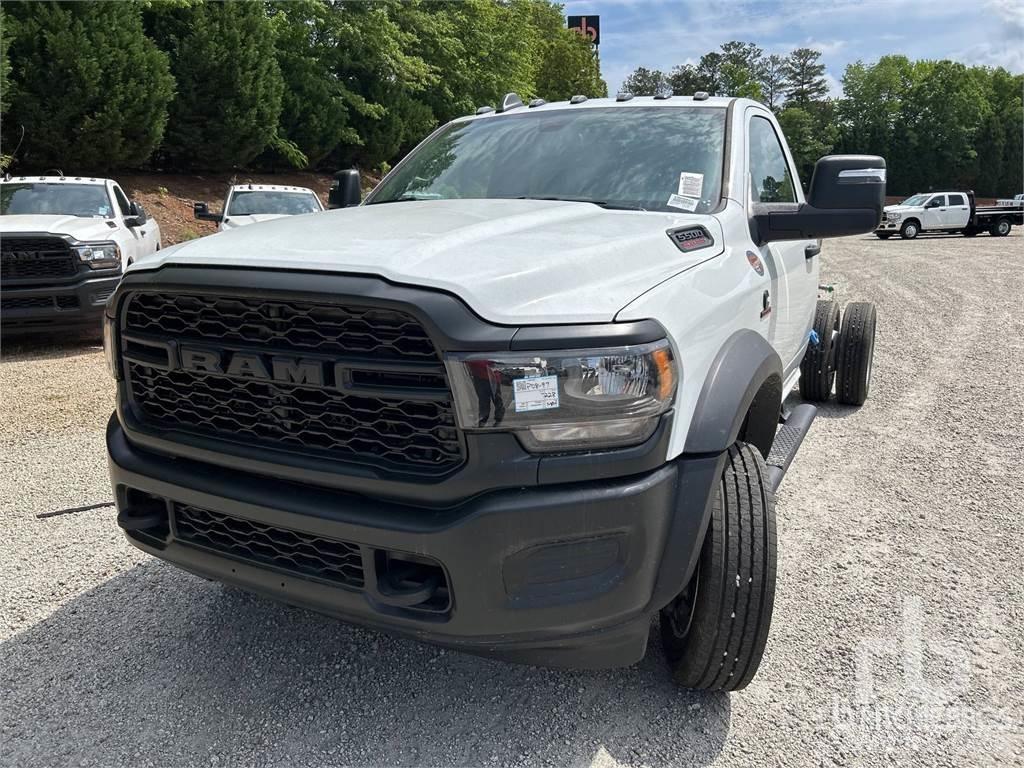 RAM 5500 平板车