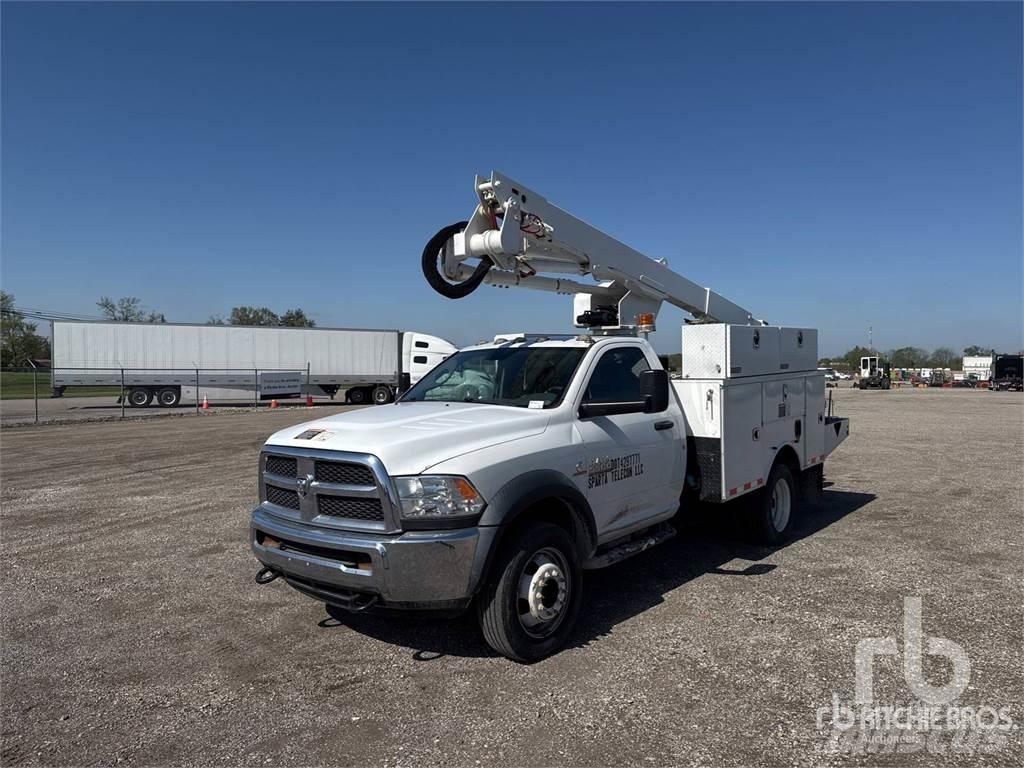 RAM 5500 拖拉移动式高空作业平台