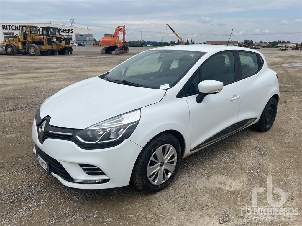 Renault CLIO 汽车
