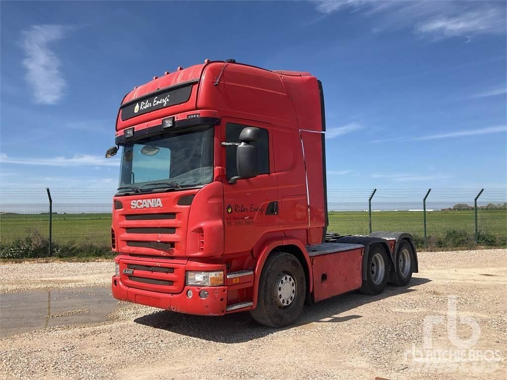Scania R440LA 牵引车