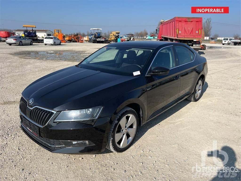 Skoda SUPERB 汽车