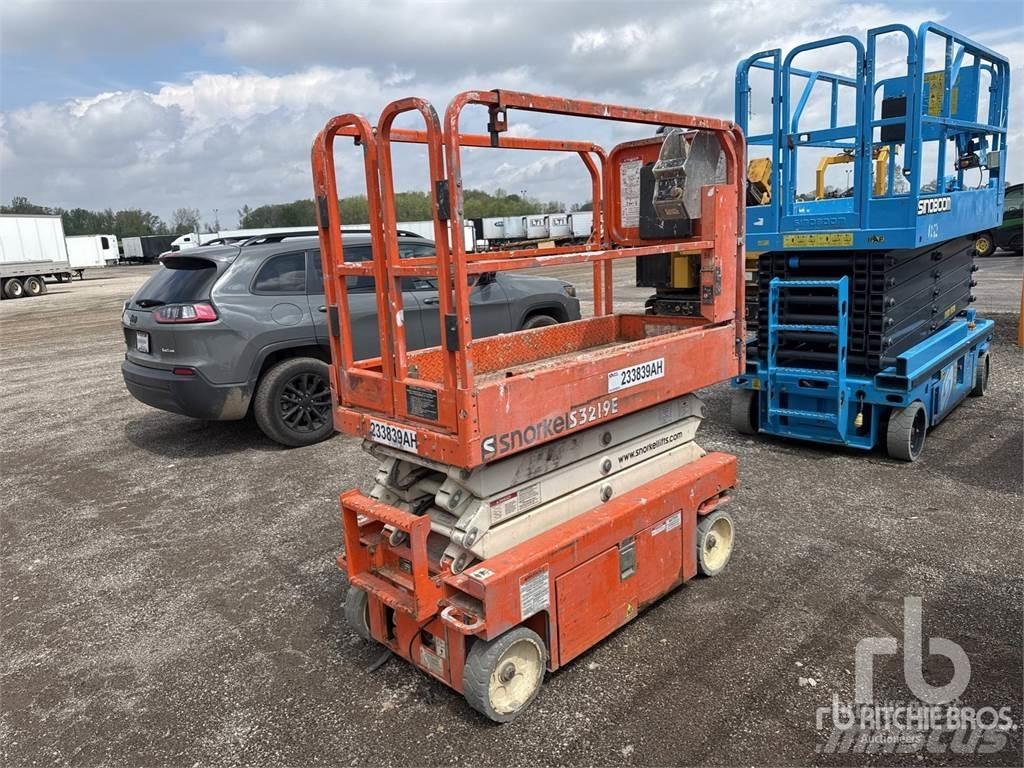 Snorkel S3219E 剪叉式升降机