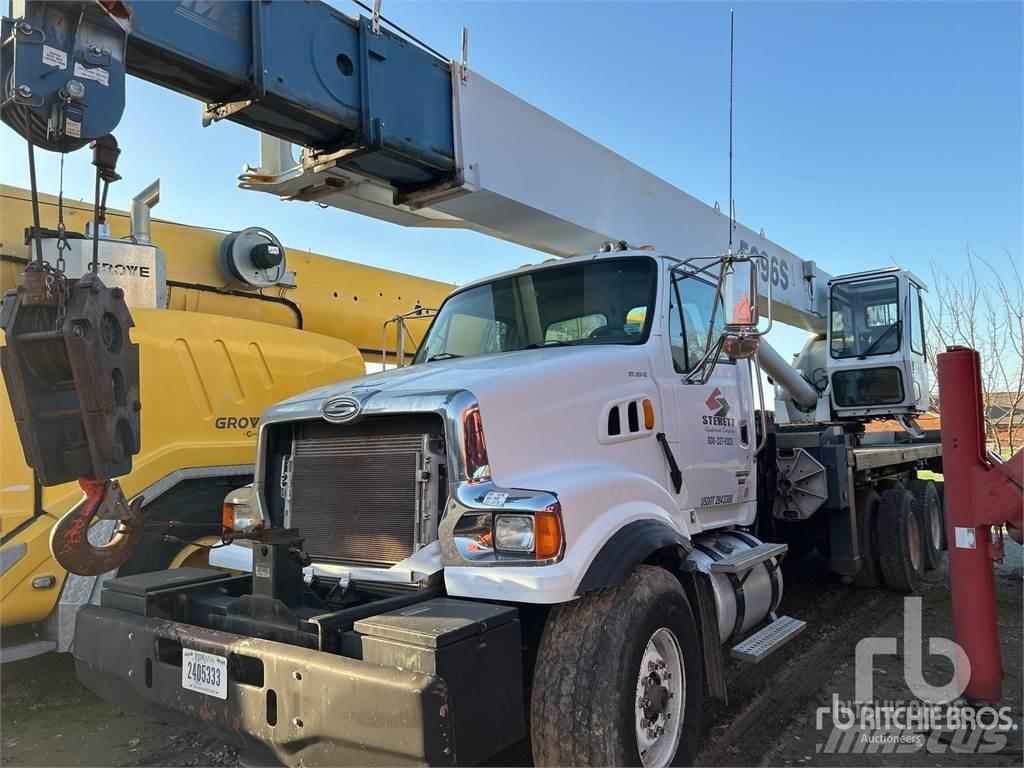 Sterling L9500 起重车