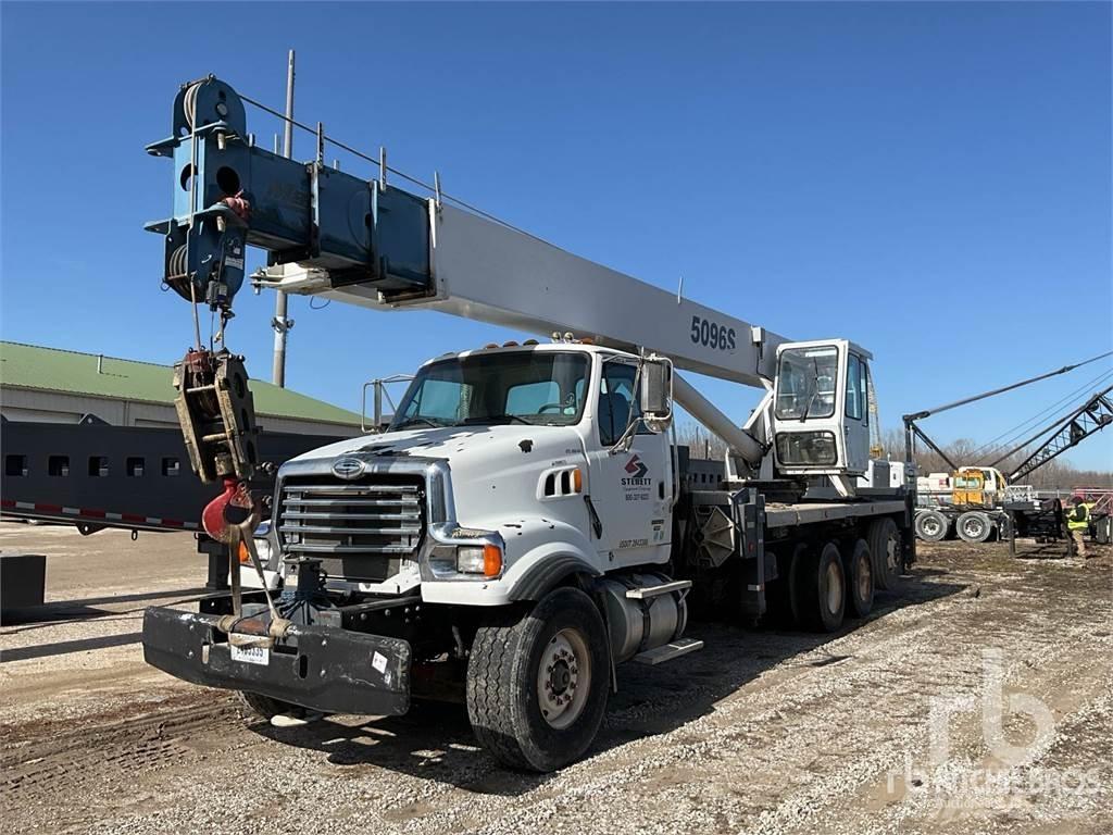 Sterling L9500 起重车