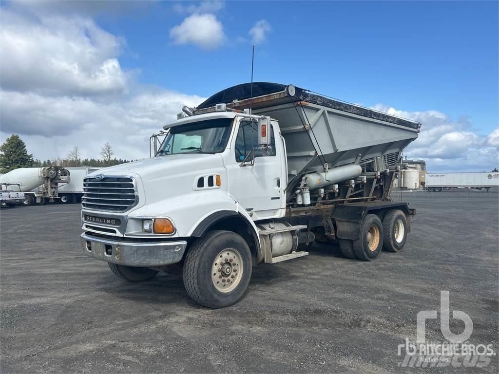 Sterling LT8500 自卸式货车