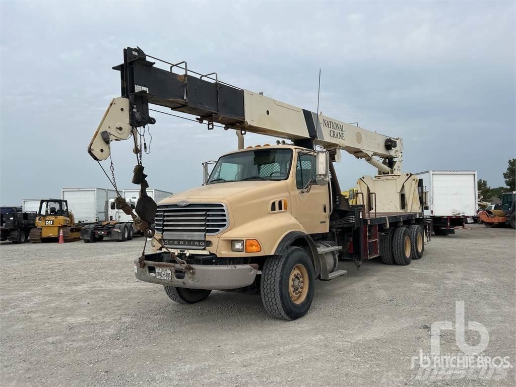 Sterling LT8500 起重车
