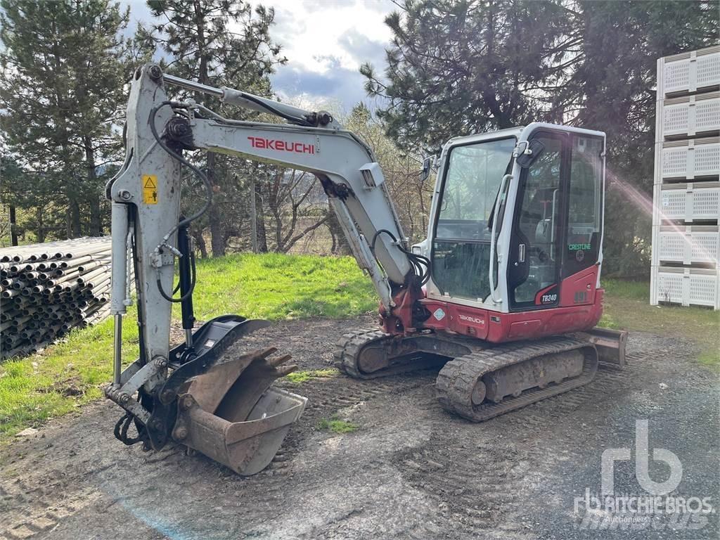 Takeuchi TB240 小型挖掘机