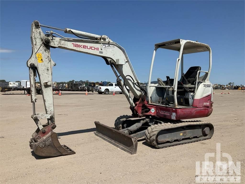 Takeuchi TB240 小型挖掘机