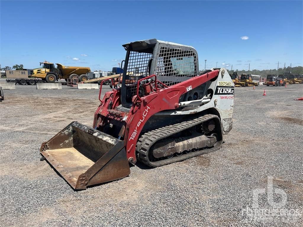 Takeuchi TL12R2 滑移装载机