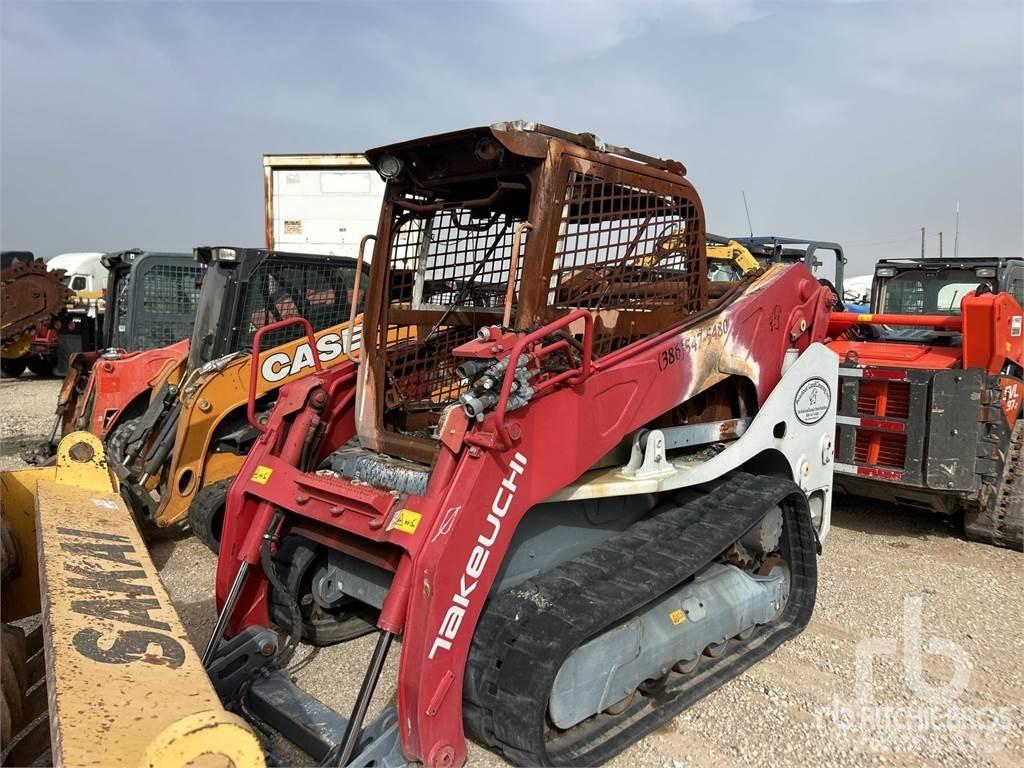 Takeuchi TL12V2 滑移装载机