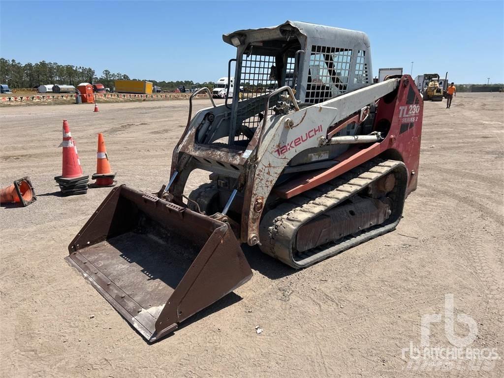 Takeuchi TL230 滑移装载机