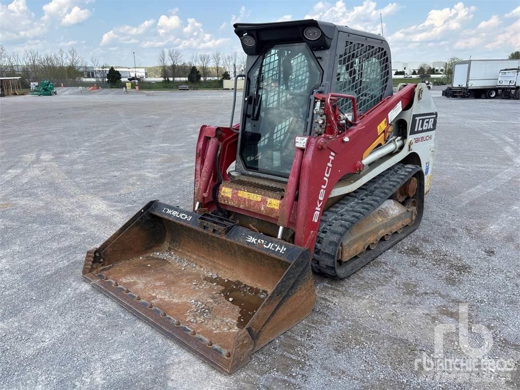 Takeuchi TL6R 滑移装载机