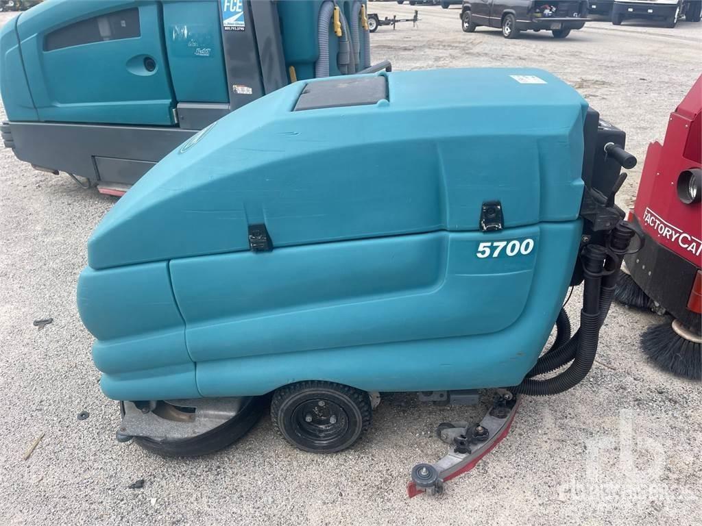 Tennant 5700 扫地机