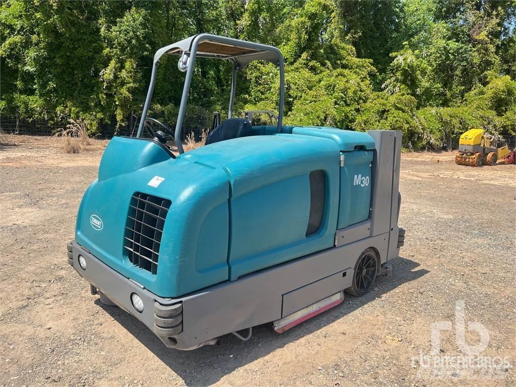 Tennant M30 扫地机