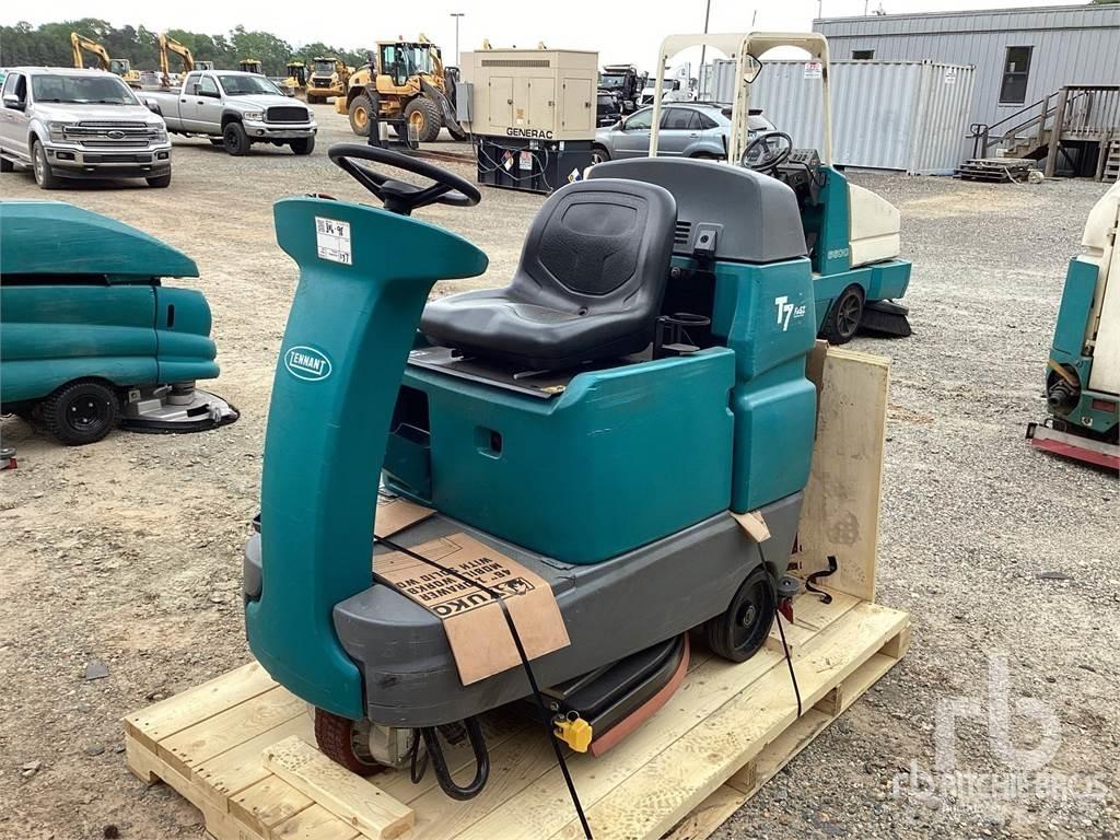Tennant T7 扫地机