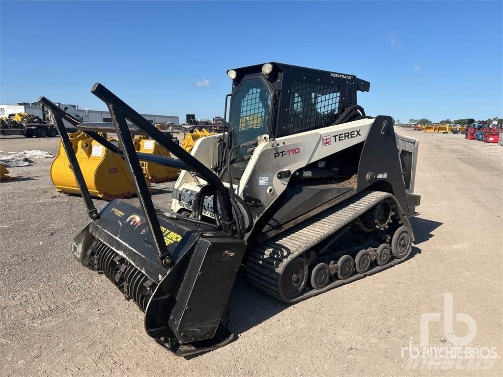 Terex PT110 滑移装载机