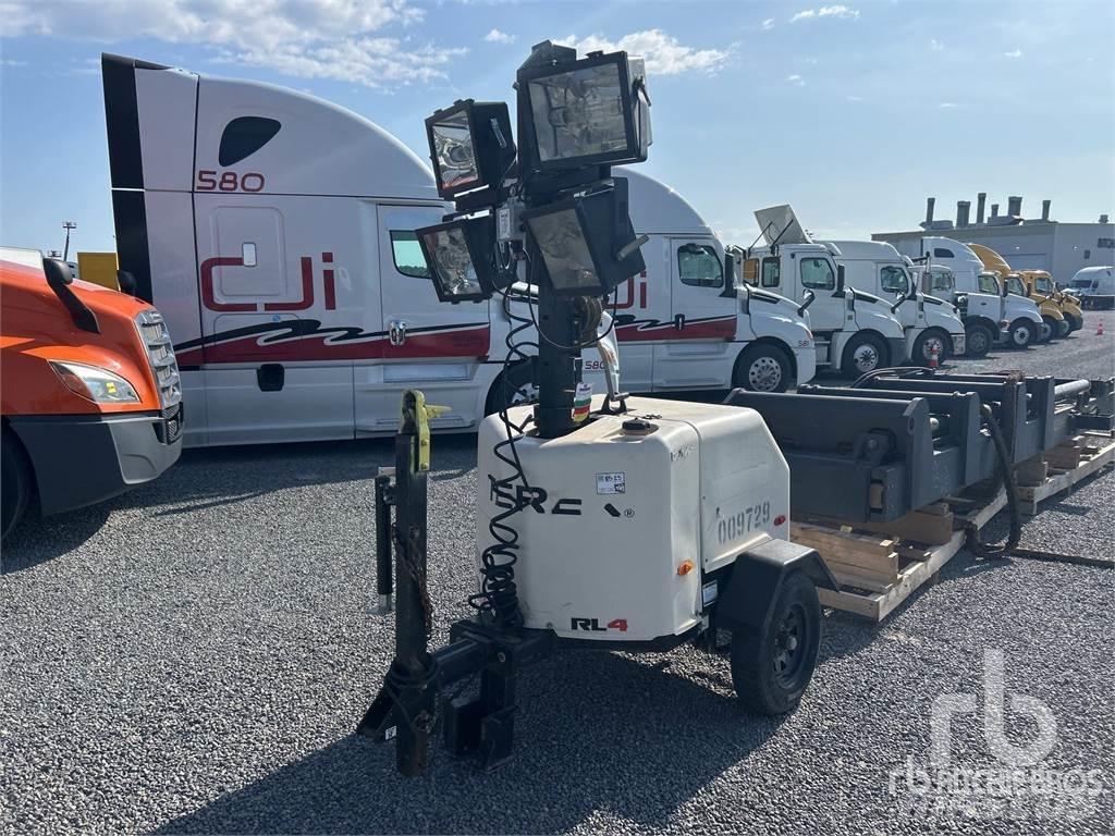 Terex RL4 拖车式灯塔
