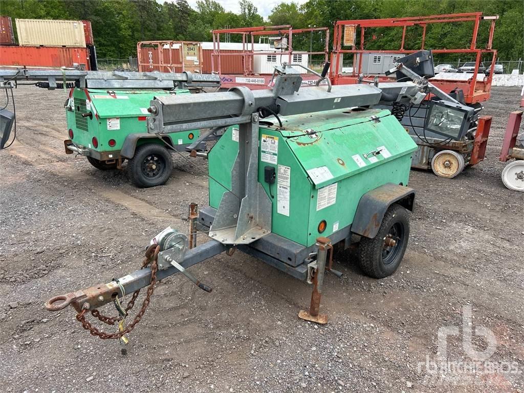 Terex RL4000 拖车式灯塔