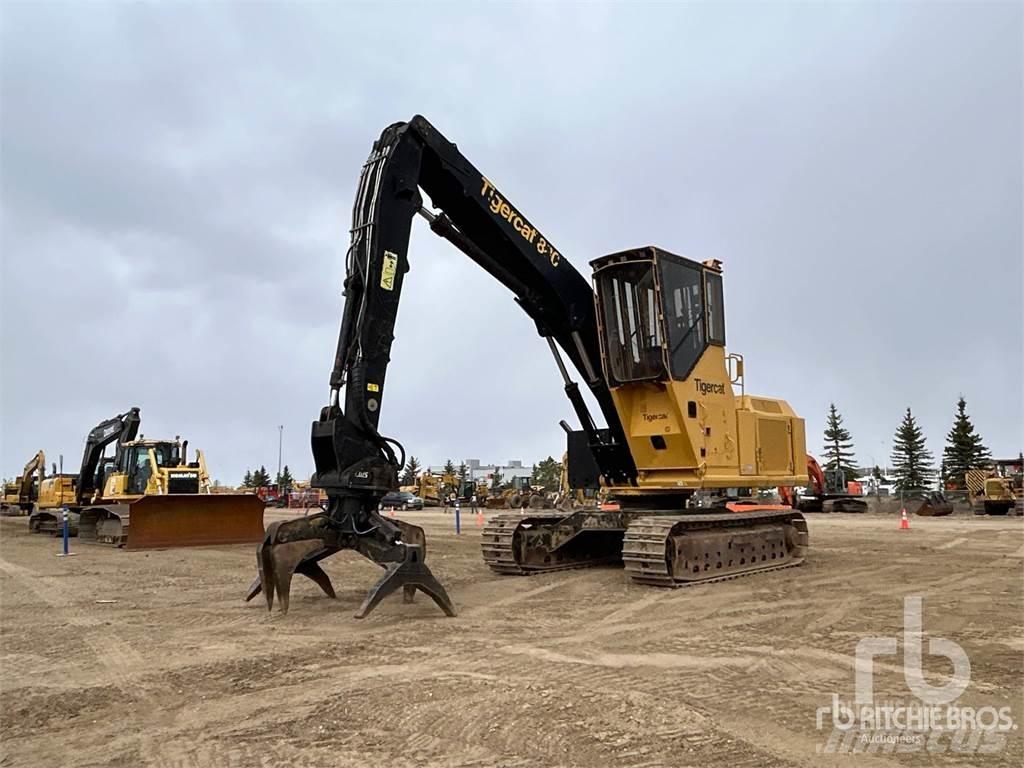 Tigercat 880 筑床机