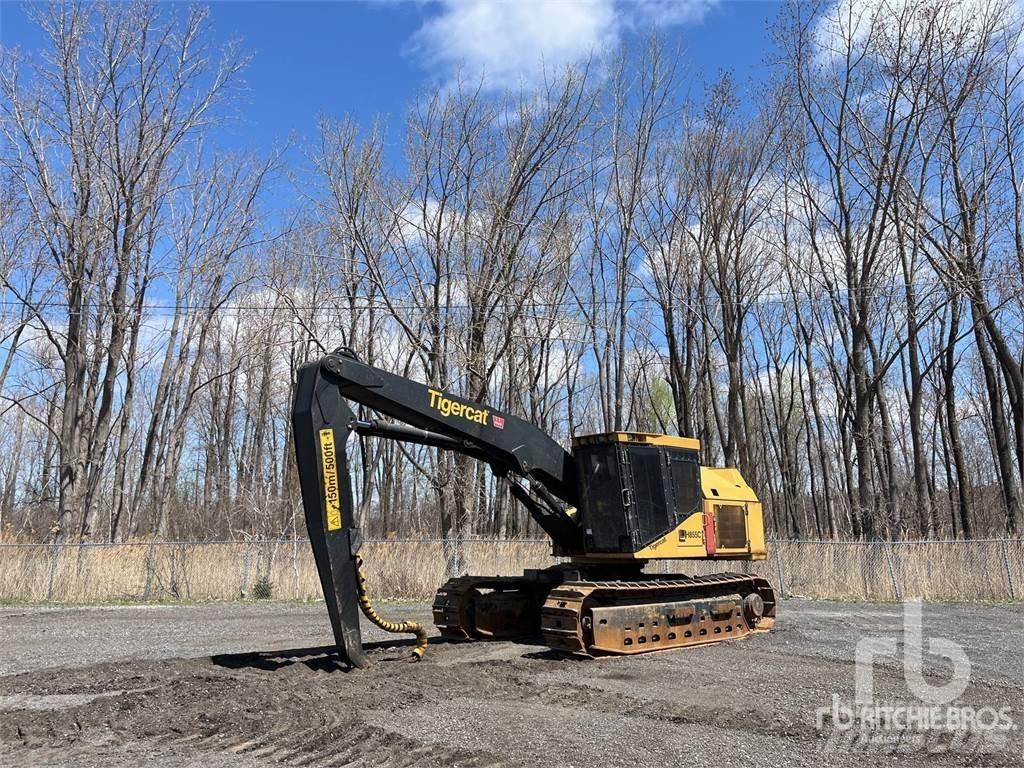 Tigercat H855C 收割机