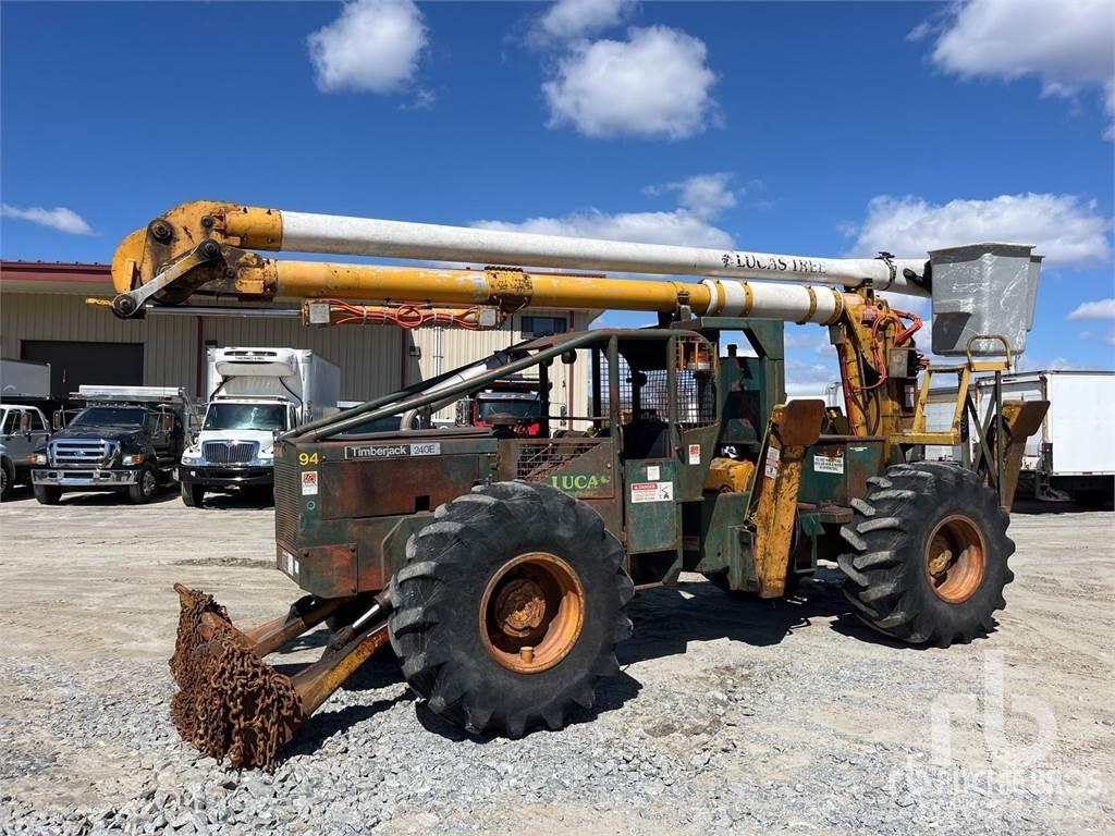 Timberjack 240E 粉碎机