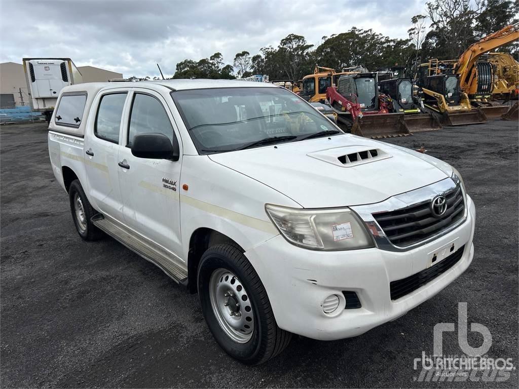 Toyota HILUX 皮卡车