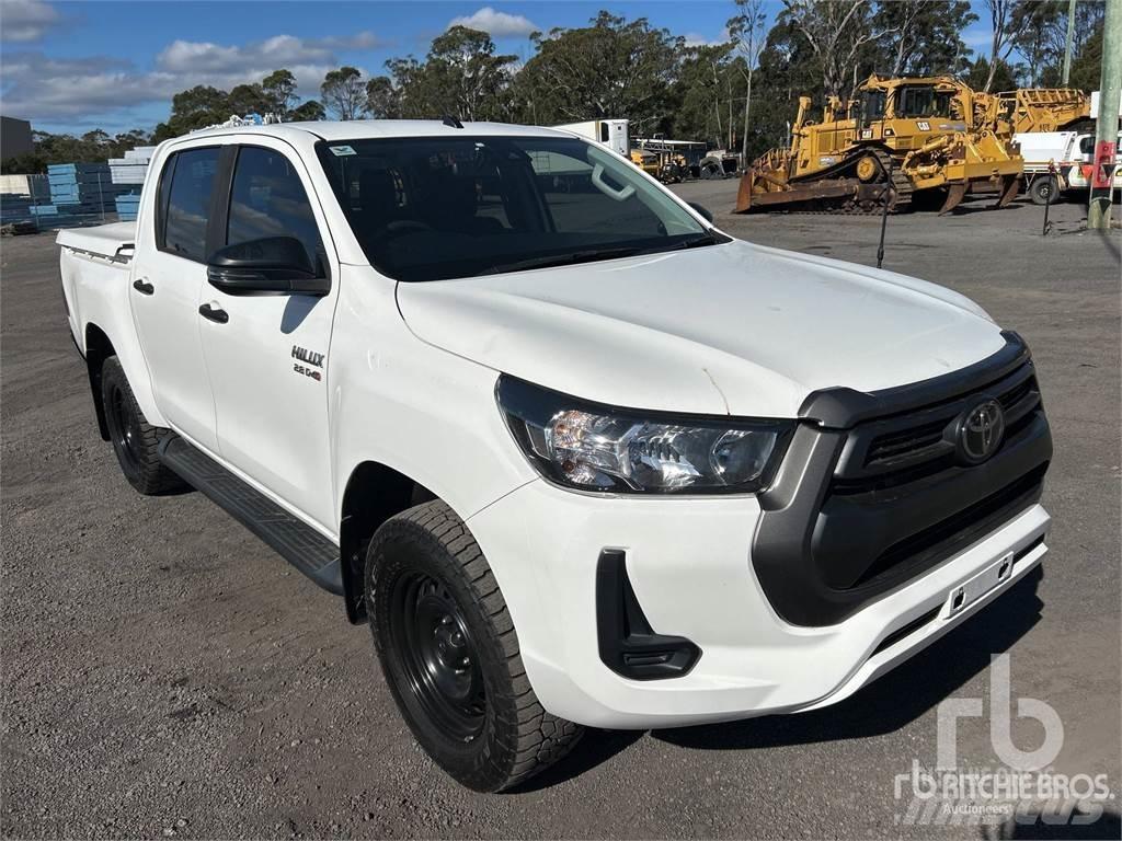 Toyota HILUX 皮卡车