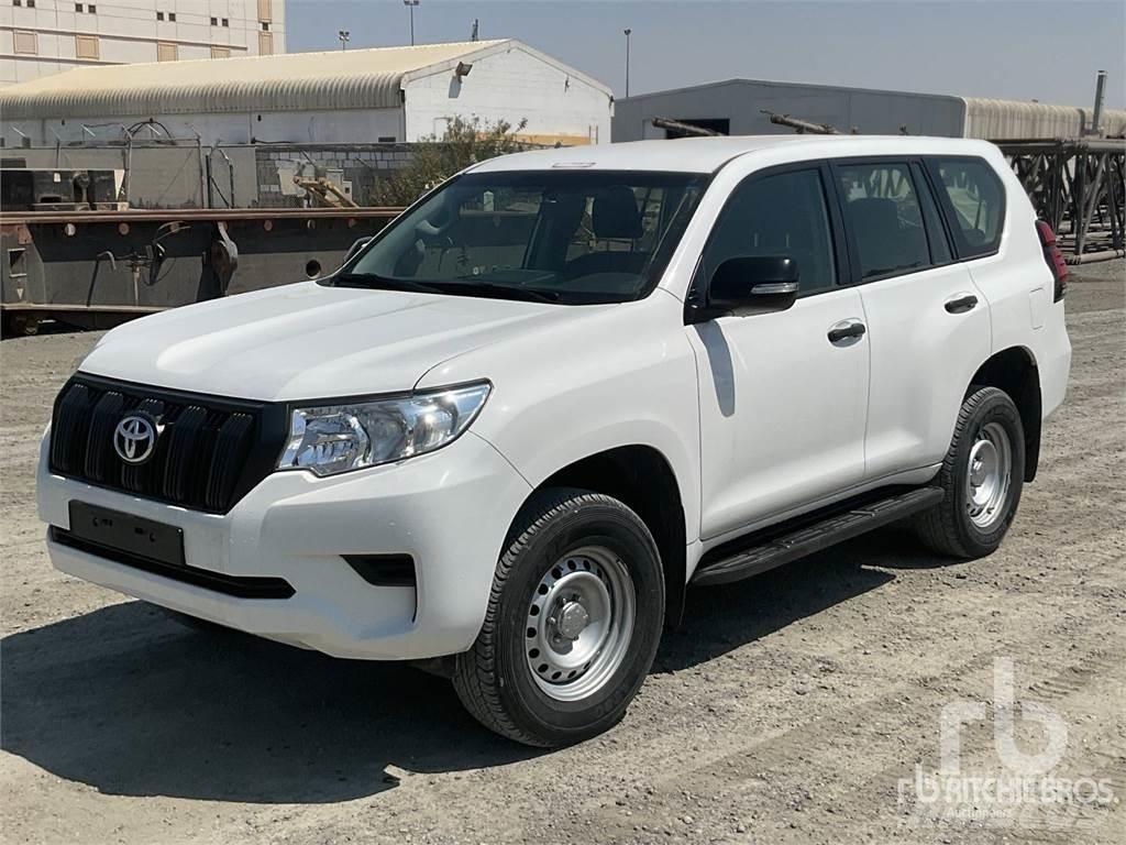 Toyota PRADO 皮卡车