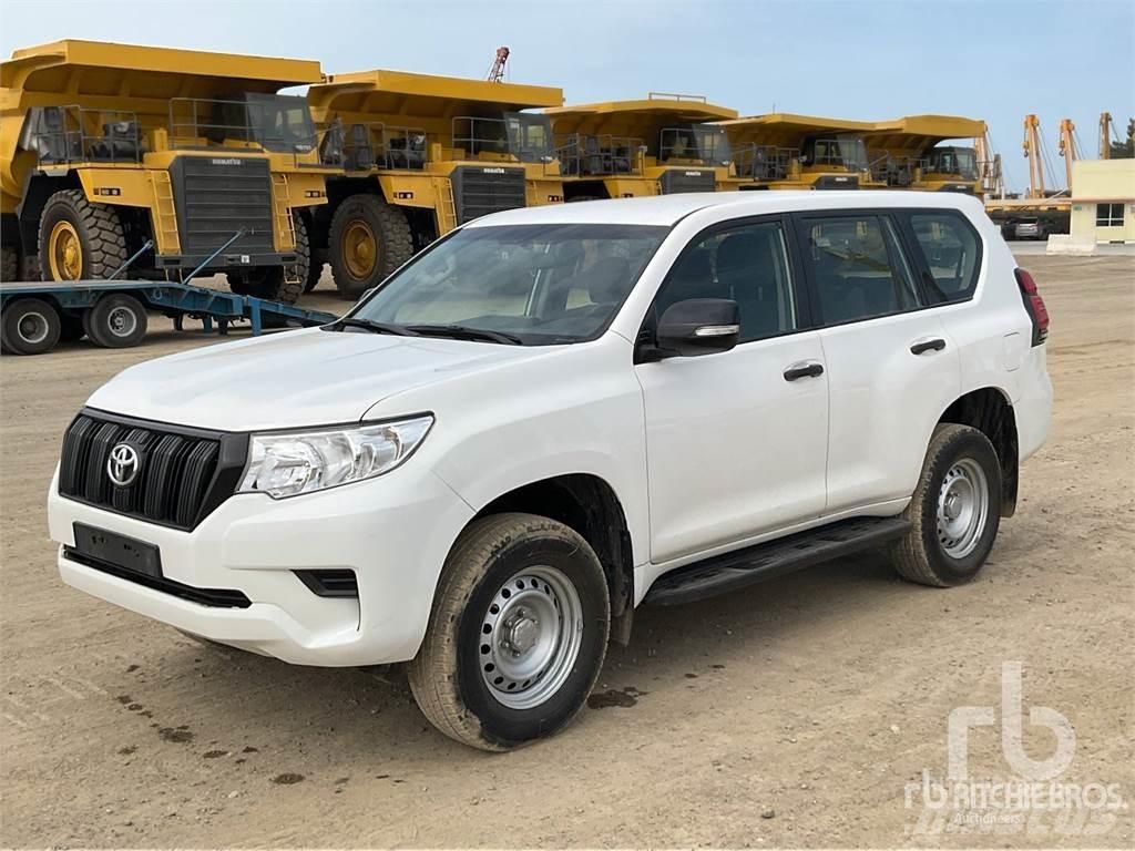 Toyota PRADO 皮卡车