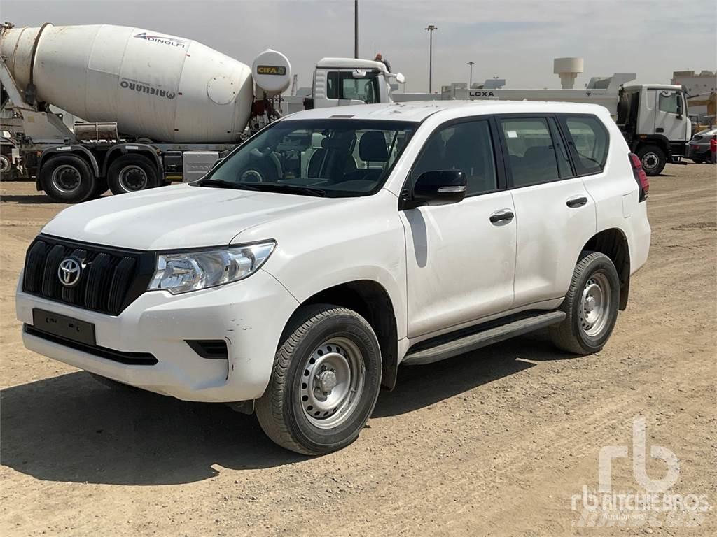 Toyota PRADO 皮卡车