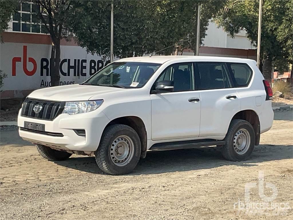 Toyota PRADO 皮卡车
