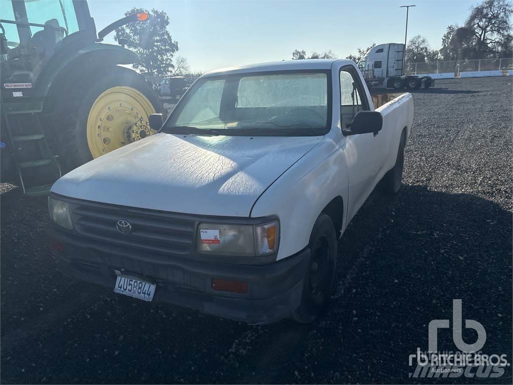 Toyota T100 皮卡车