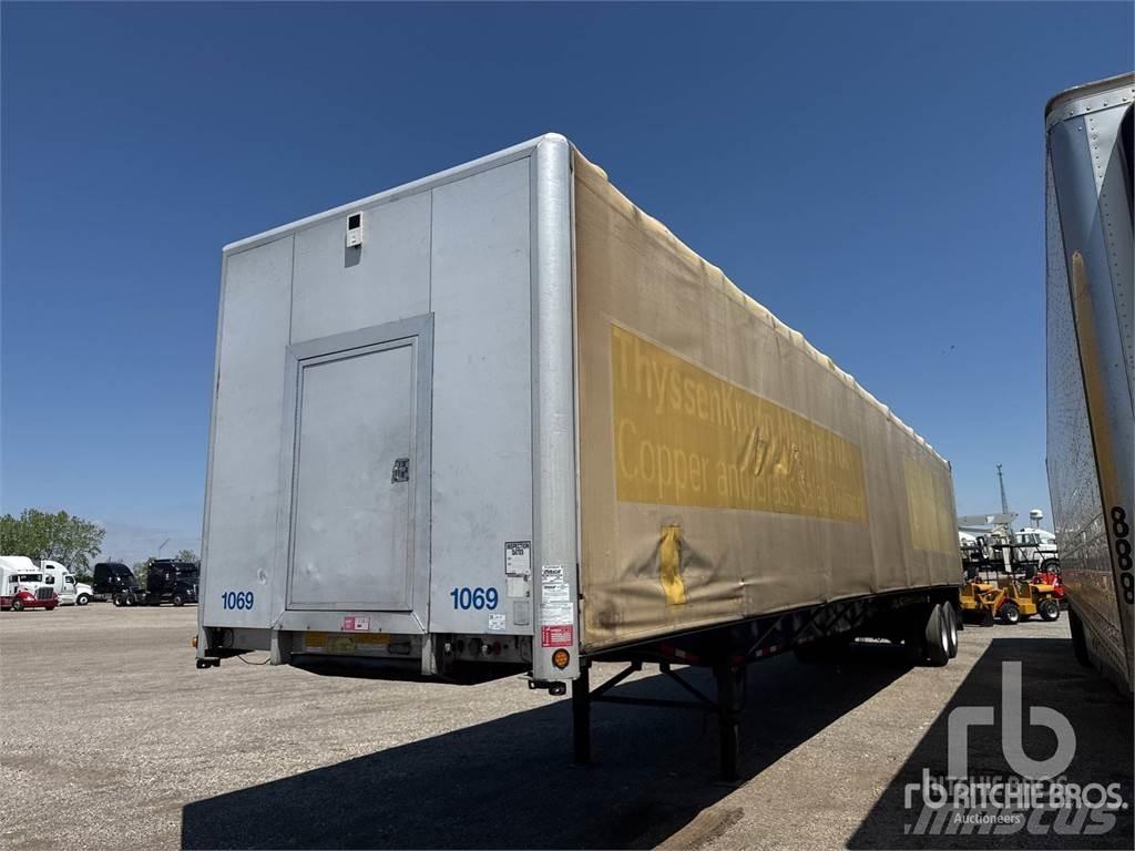 Utility FS2CHA 侧帘半挂车