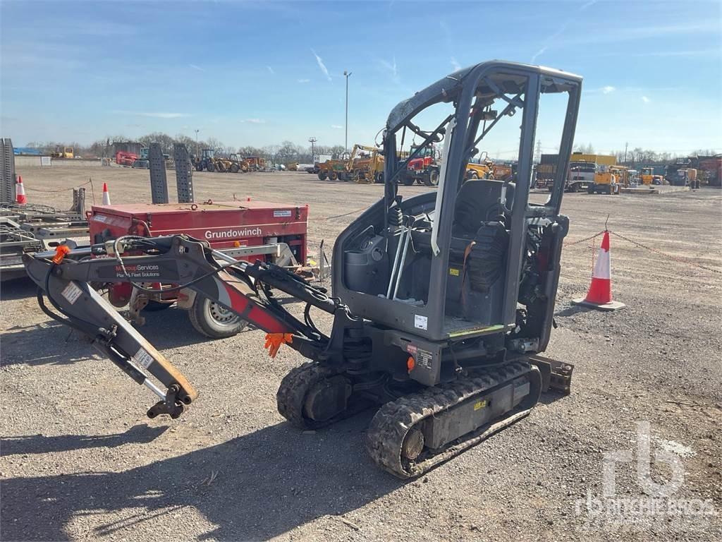 Volvo EC18E 小型挖掘机