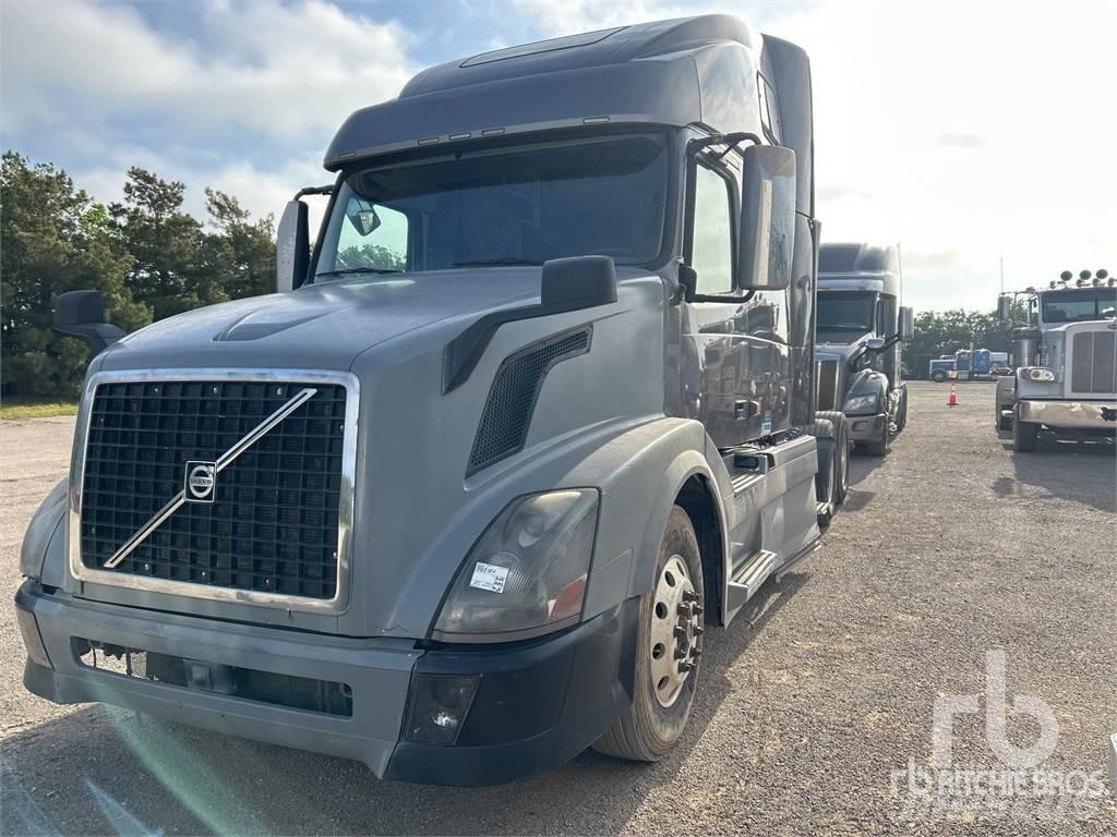 Volvo VNL 牵引车