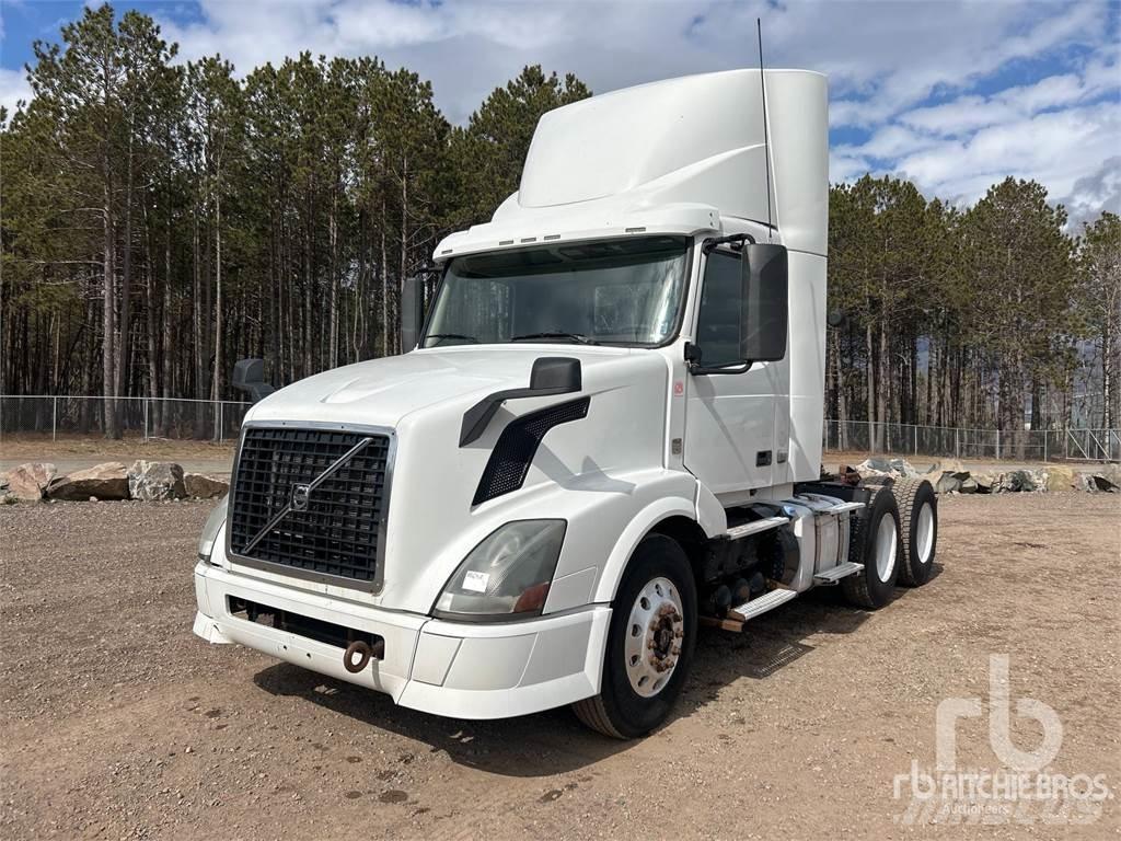 Volvo VNL 牵引车