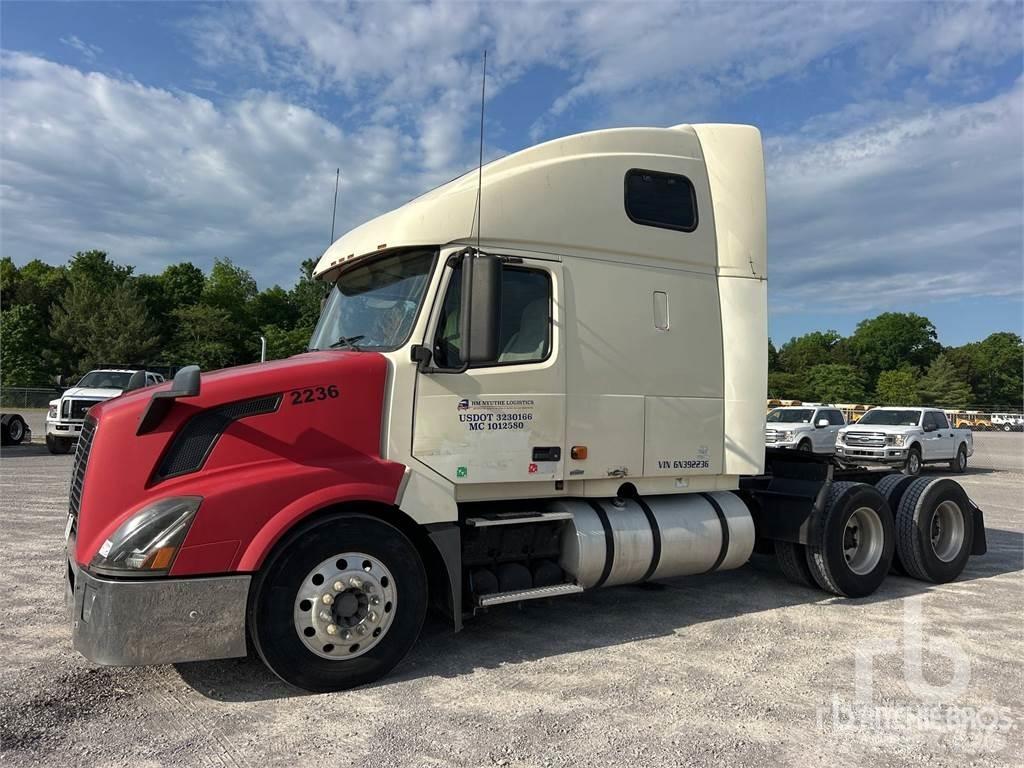 Volvo VNL 牵引车