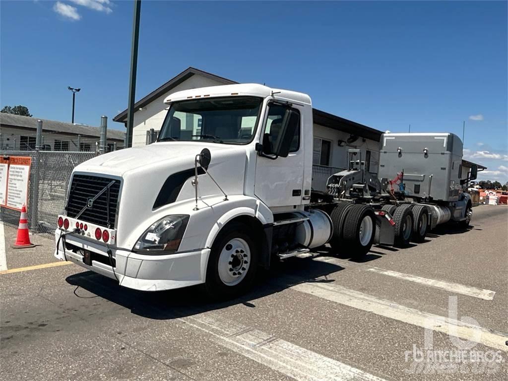 Volvo VNL300 牵引车