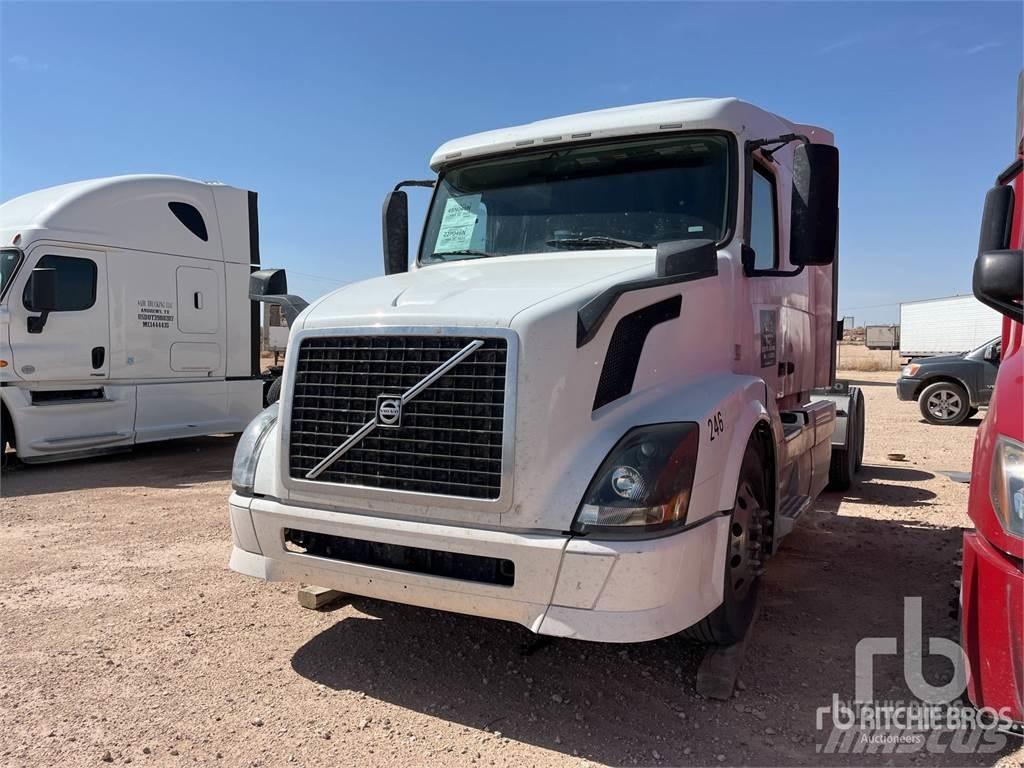 Volvo VNL630 牵引车